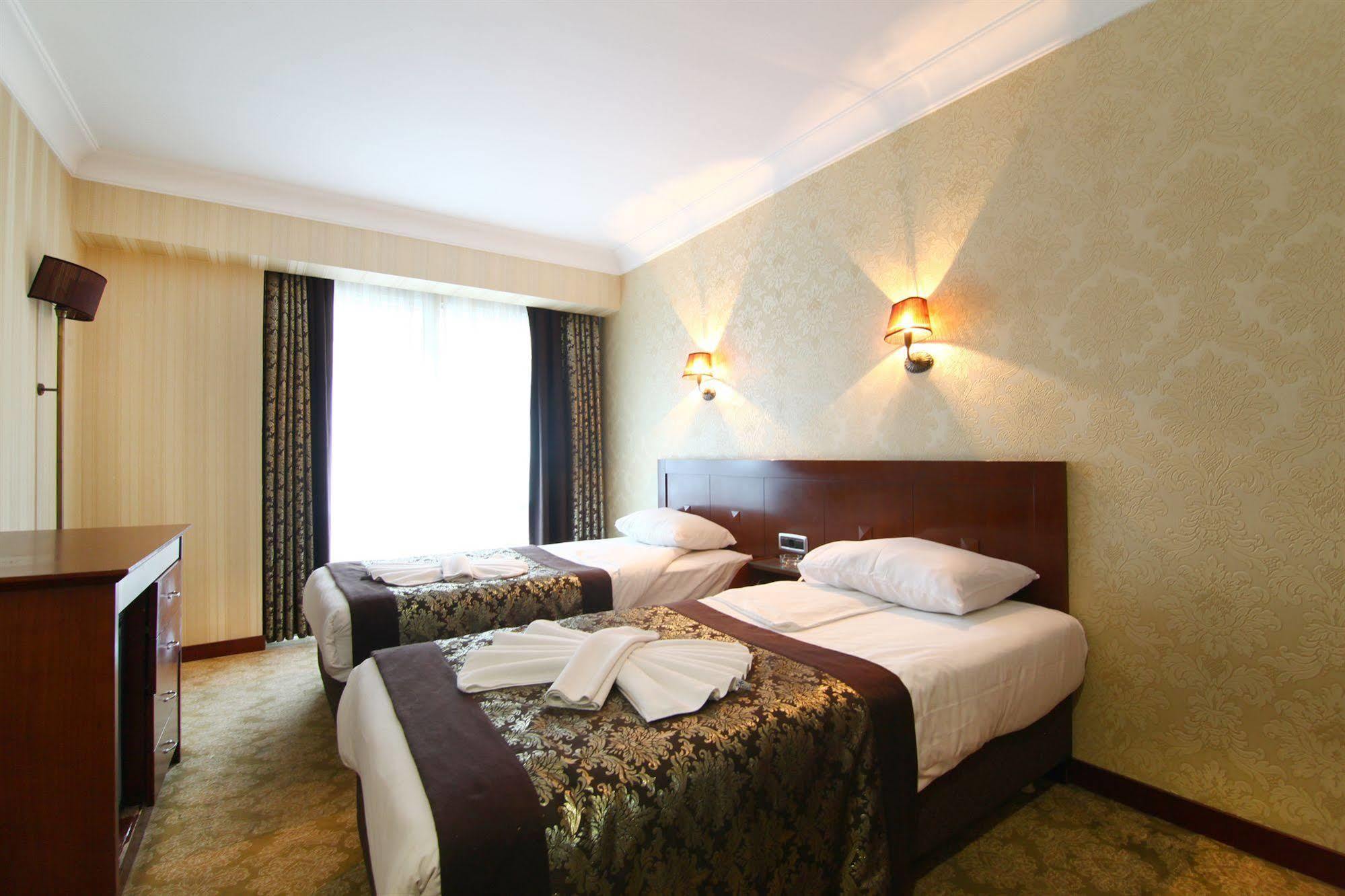 Monaco 3*
